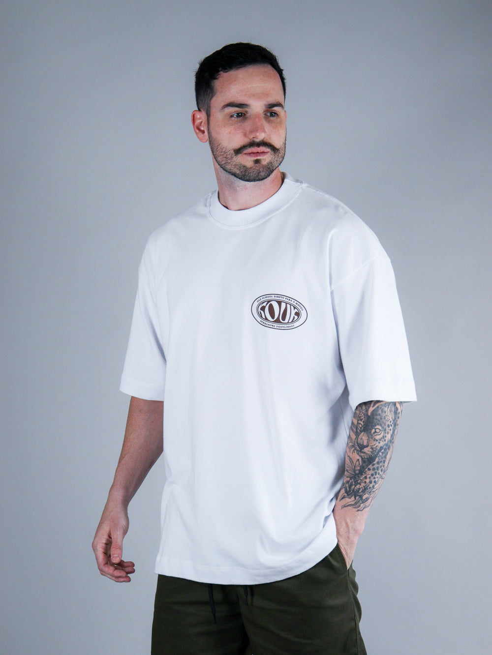 Camiseta Oversized Old School Branco