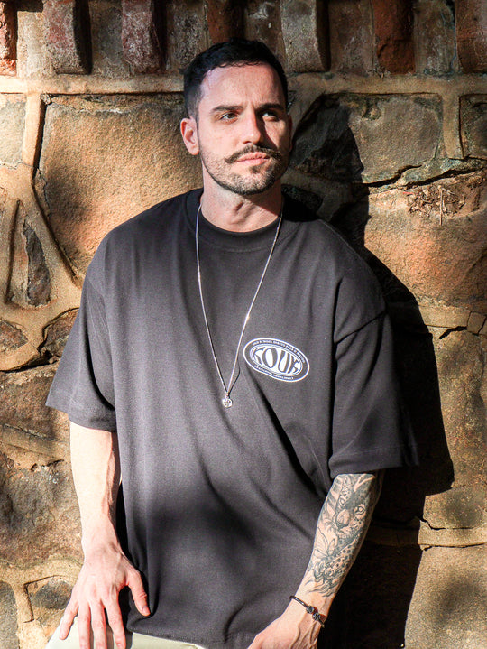 Camiseta Oversized Old School Preto